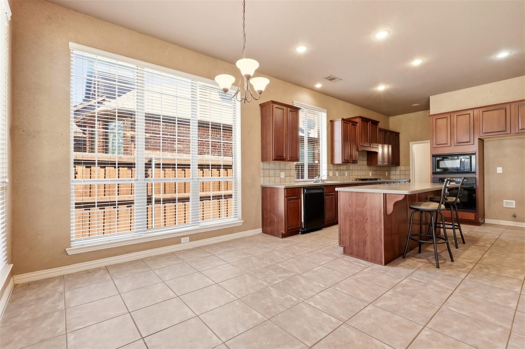 2633 Deer Hollow Drive - Photo 7