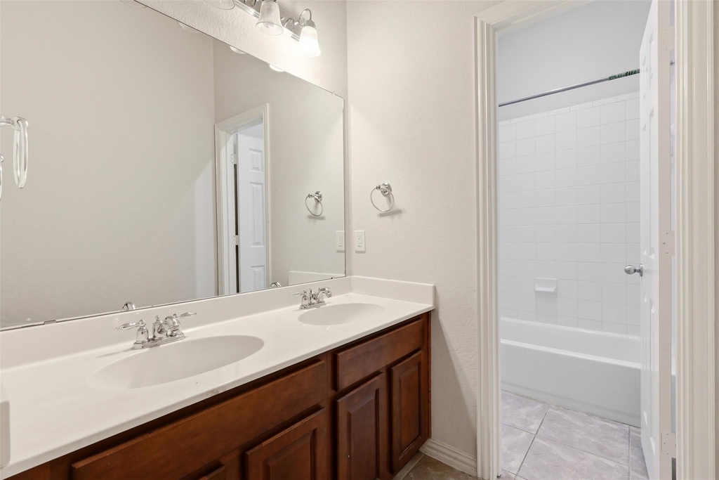 2633 Deer Hollow Drive - Photo 18