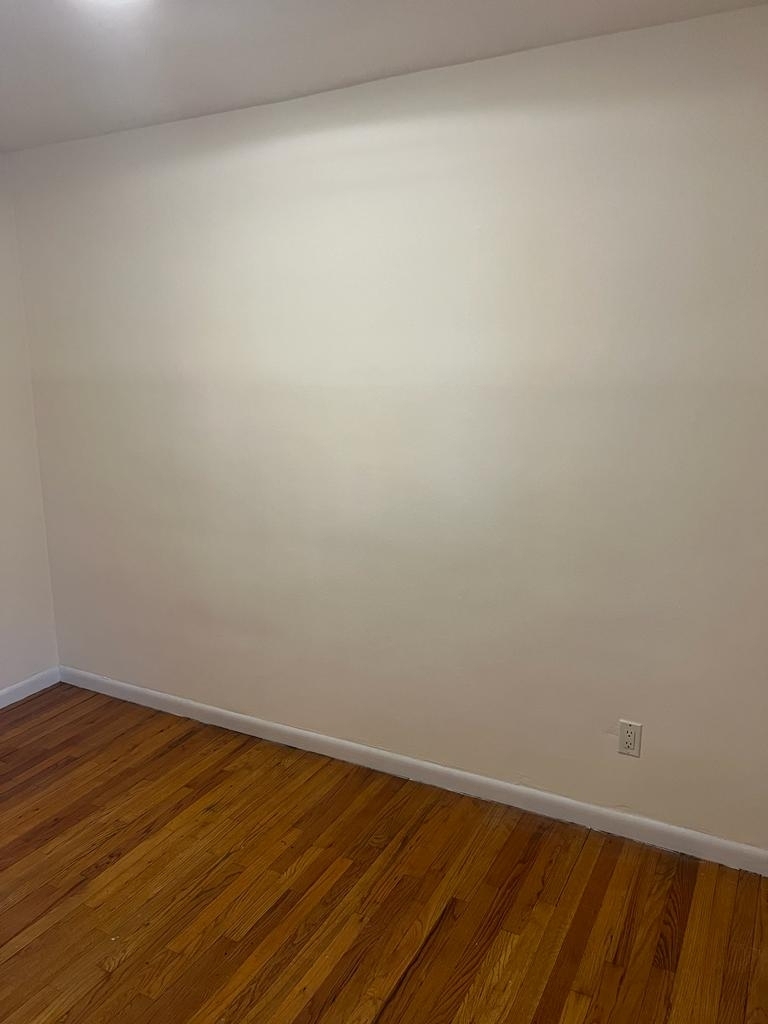 East 36th Street - Photo 3