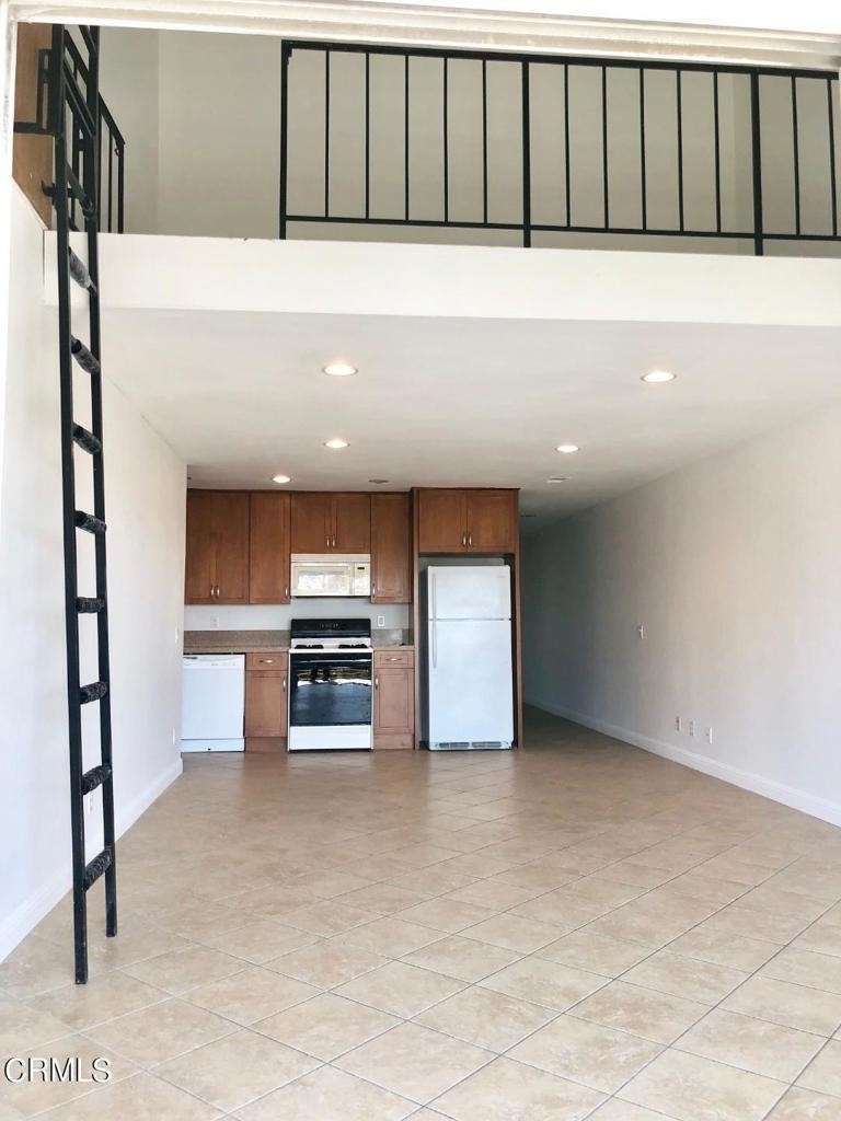 924 Lighthouse Way - Photo 7