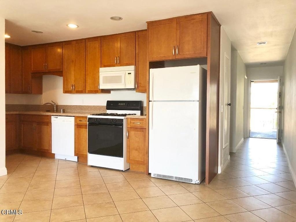 924 Lighthouse Way - Photo 10