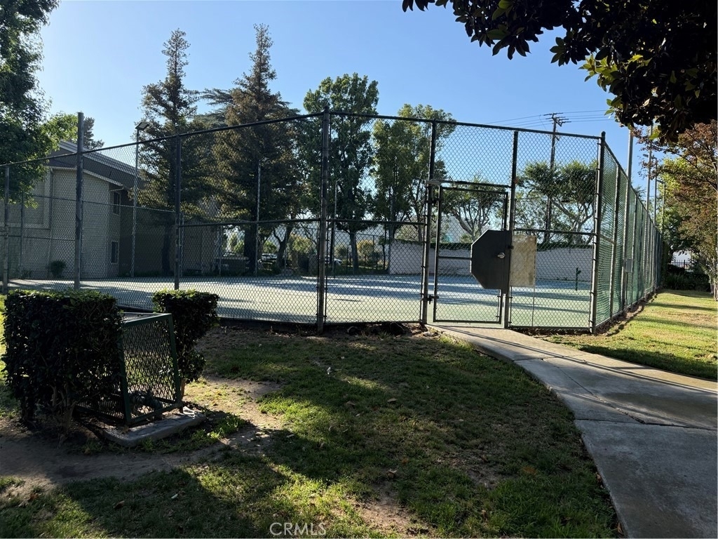 1309 W Mission Boulevard - Photo 3
