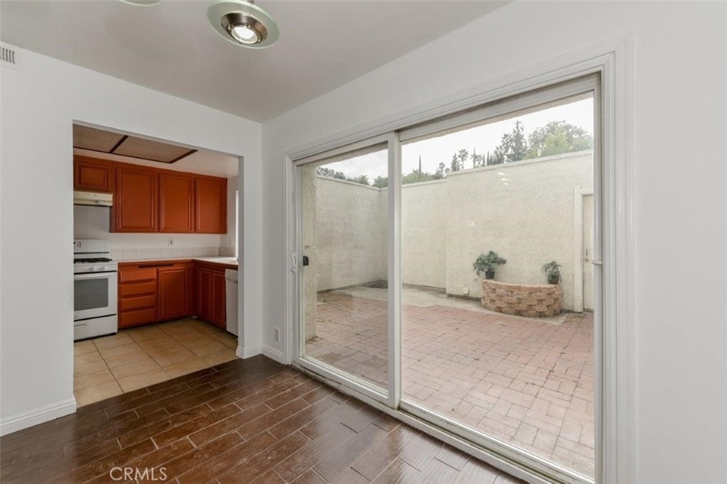 2057 Dacian Street - Photo 11