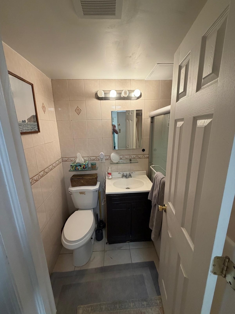 East 20th Street  /  1st Avenue - Photo 3