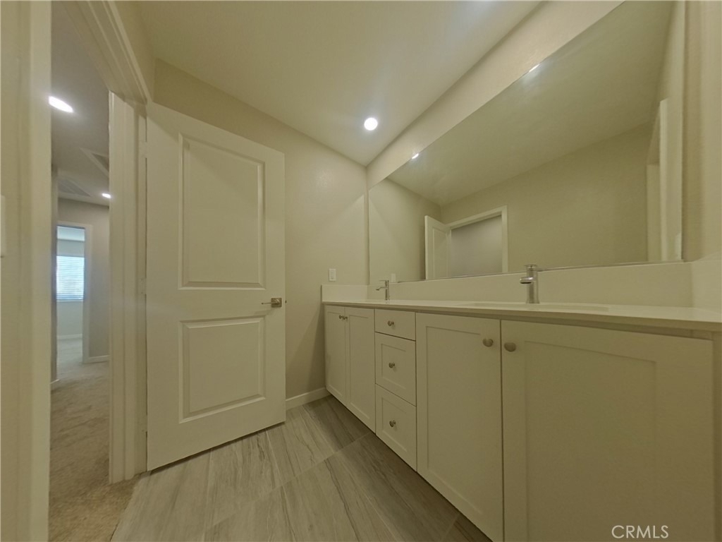 28083 Rosetta Street - Photo 16