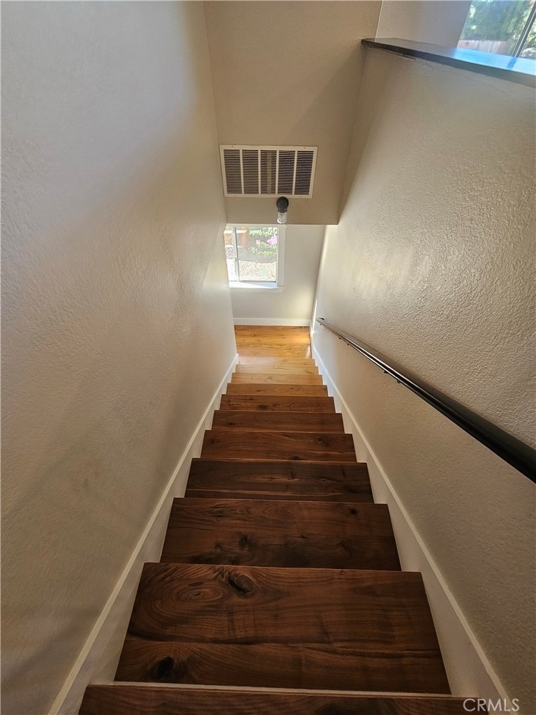 1733 Hillcrest Lane - Photo 12