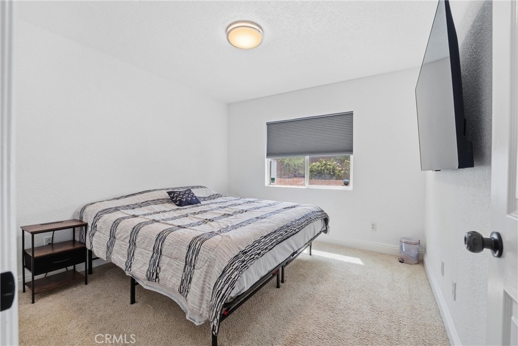 1638 E Miki Way - Photo 26