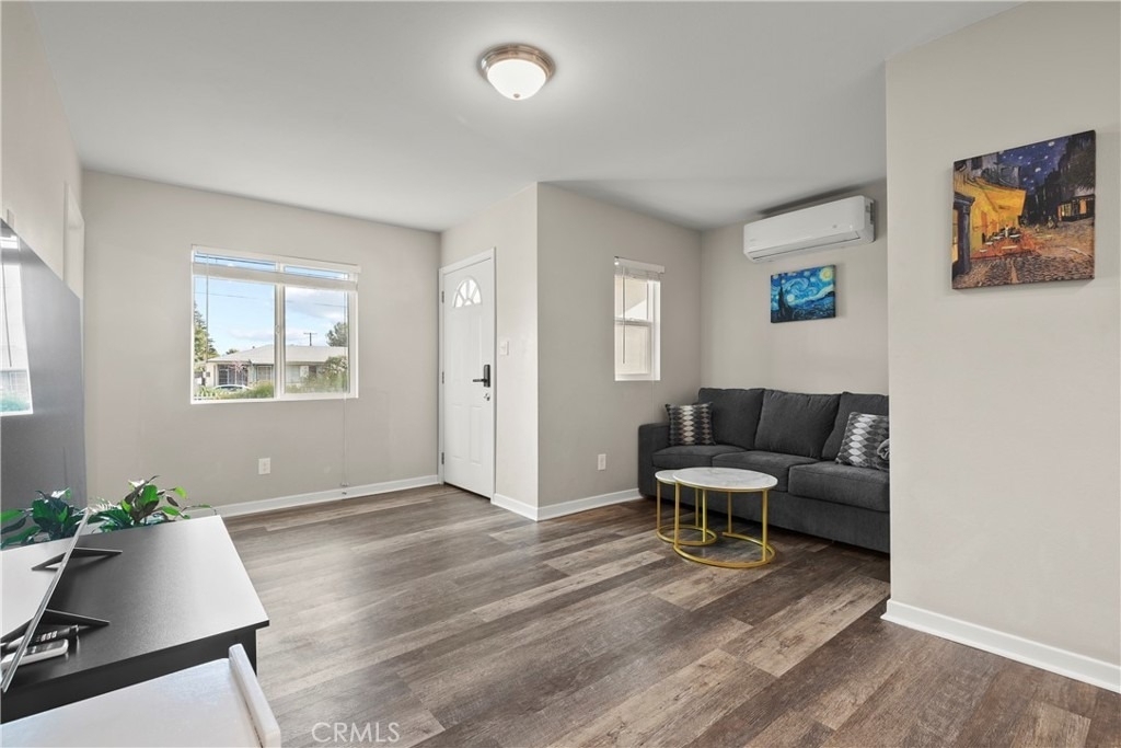 217 E Carroll Avenue - Photo 14