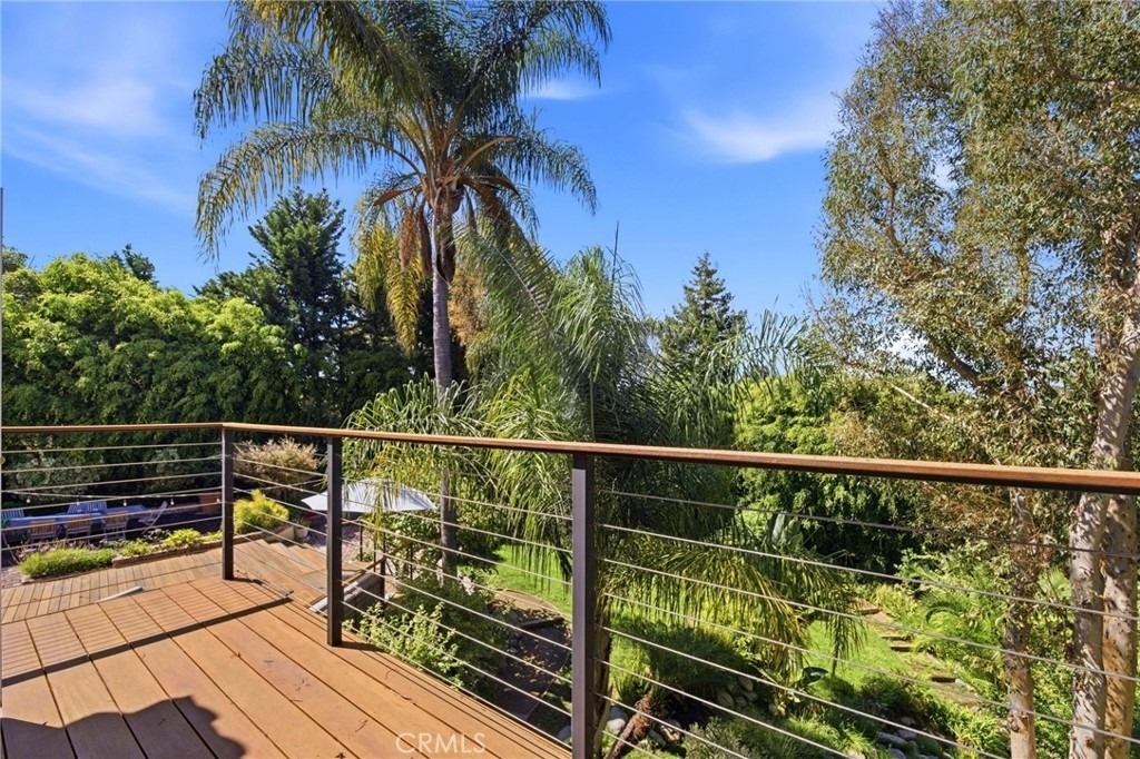 3635 Serra Road - Photo 30