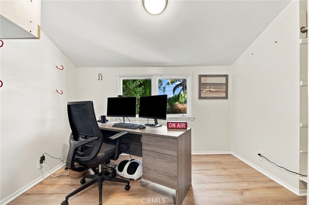 3635 Serra Road - Photo 28