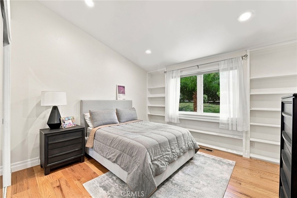 3635 Serra Road - Photo 20