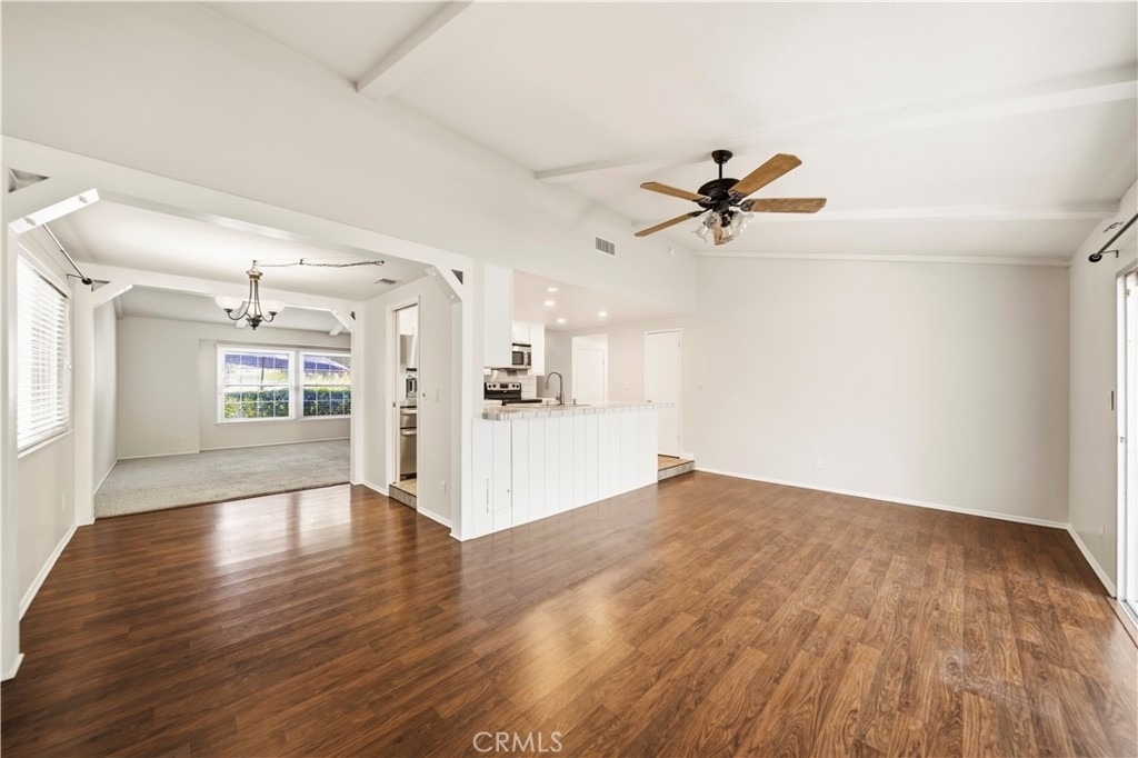 27546 Evron Avenue - Photo 18