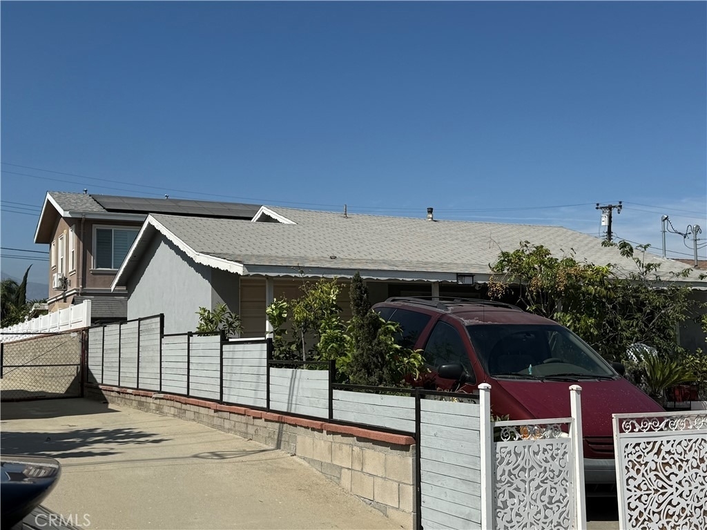 9109 Whitmore Street - Photo 0