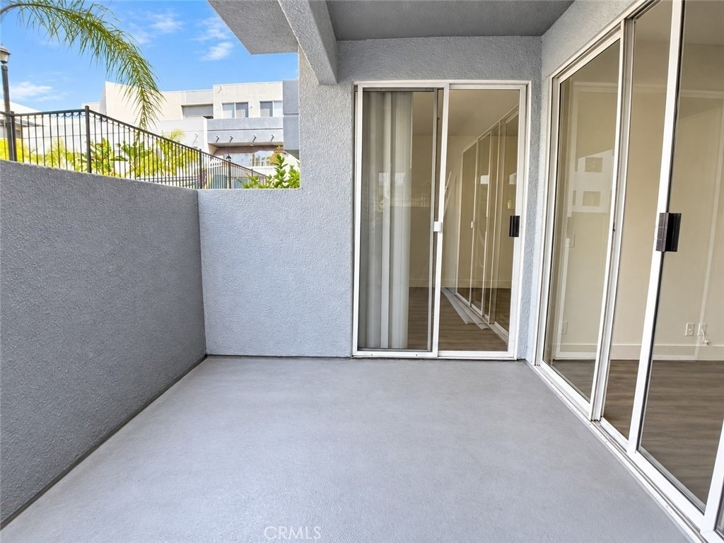 11657 Oxnard Street - Photo 18