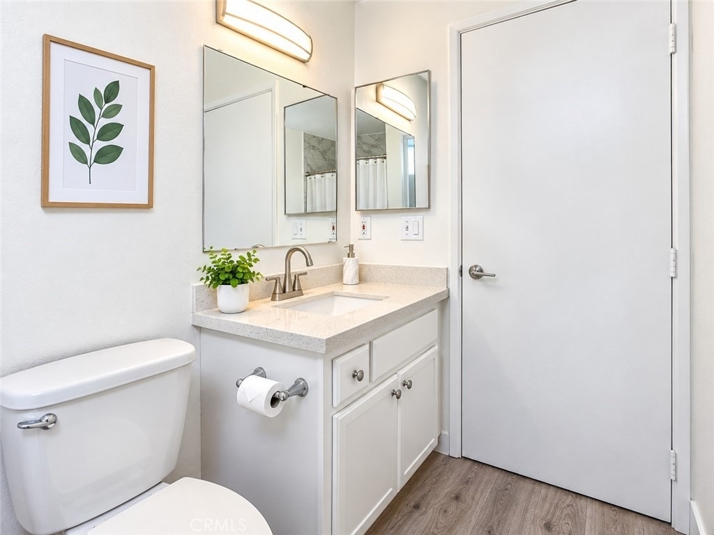 11657 Oxnard Street - Photo 16