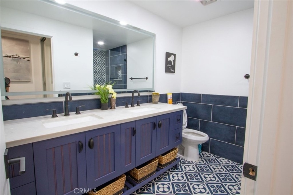 11525 Moorpark Street - Photo 18