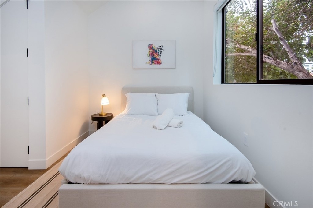 109 N Westlake Avenue - Photo 10
