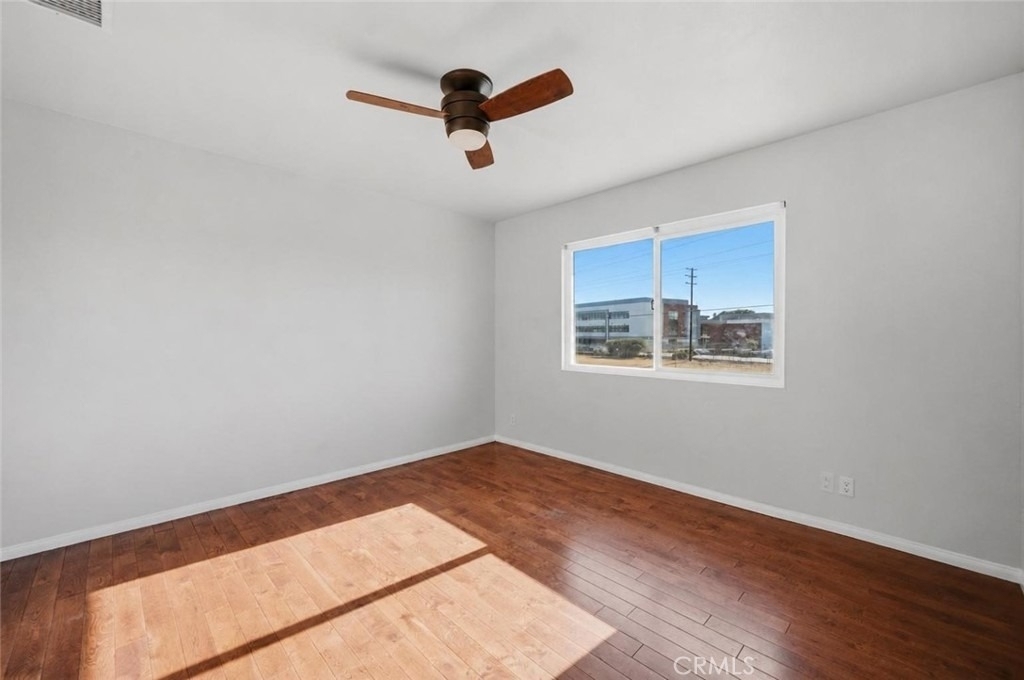 18930 Cantara Street - Photo 22