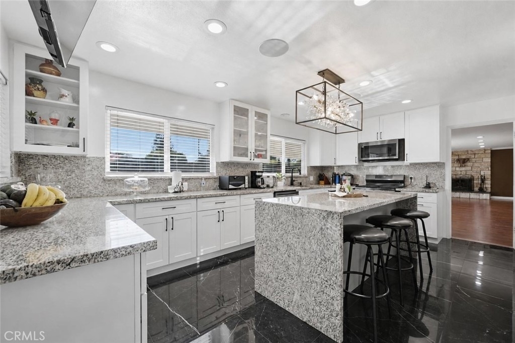 18930 Cantara Street - Photo 5