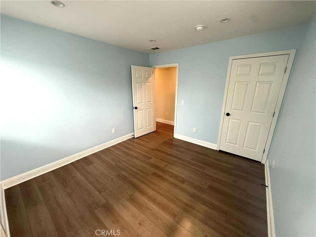 1334 W 65th Street - Photo 13