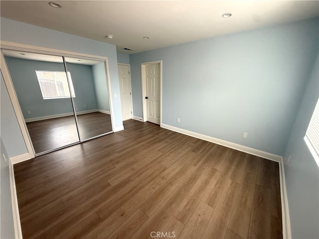 1334 W 65th Street - Photo 15