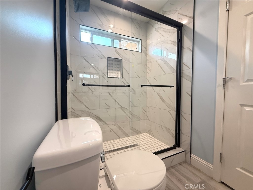 1334 W 65th Street - Photo 17