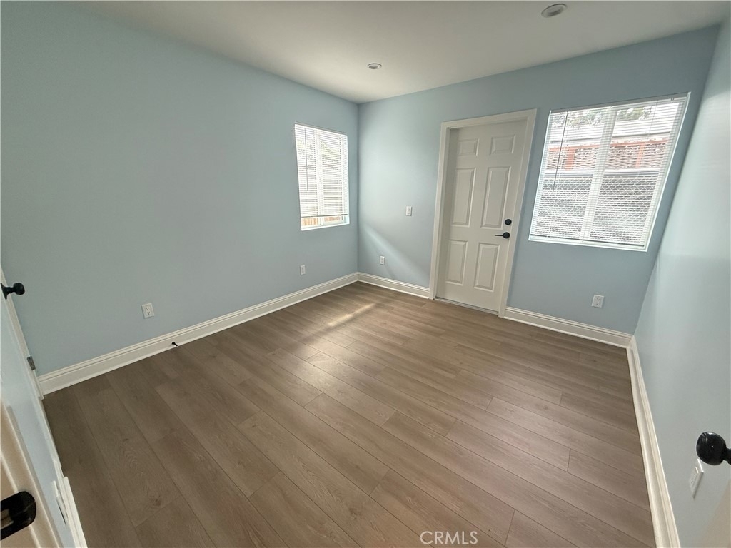 1334 W 65th Street - Photo 11