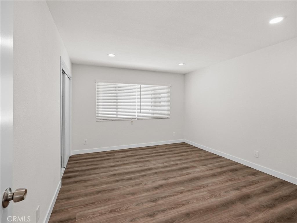 104 N Atlantic - Photo 9