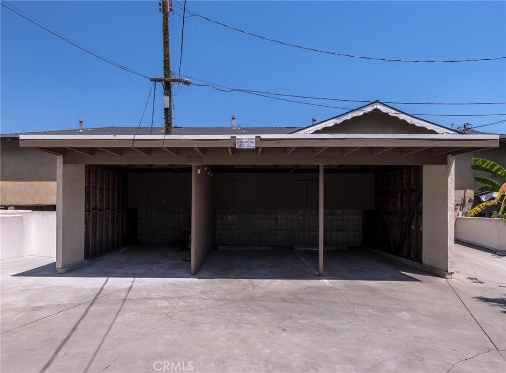104 N Atlantic - Photo 3