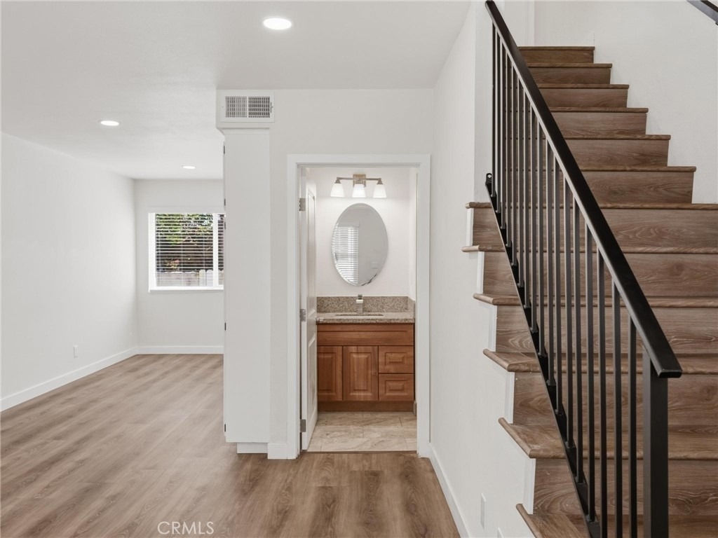 104 N Atlantic - Photo 19