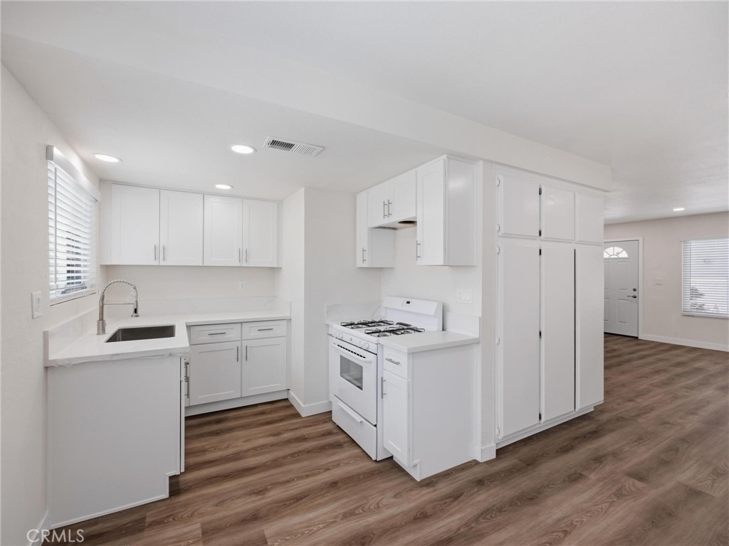 104 N Atlantic - Photo 11