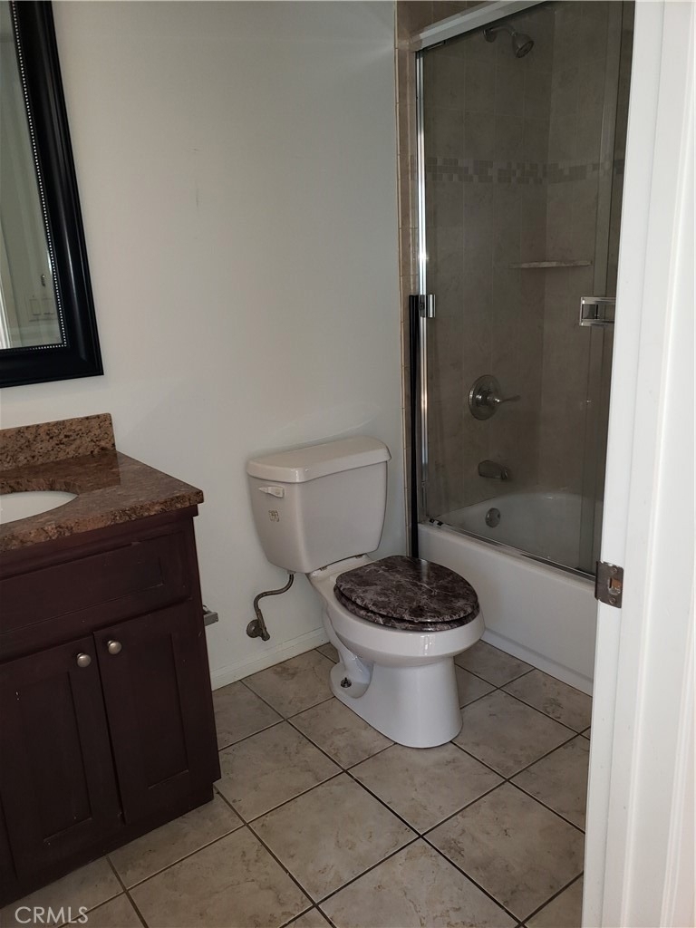 14537 Archwood Street - Photo 7