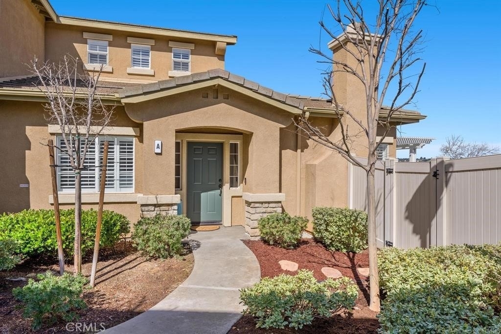33640 W Winston Way - Photo 0