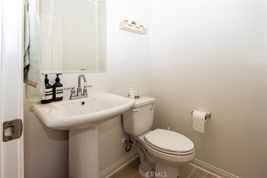 6899 Magnolia Avenue - Photo 14