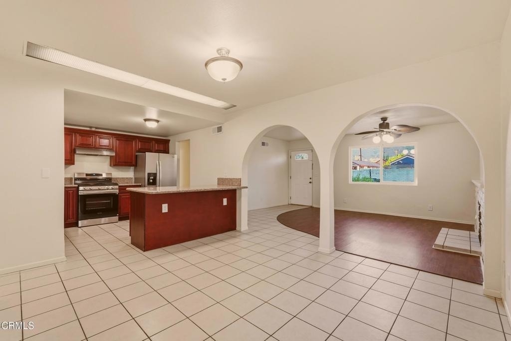 1379 Glen Avenue - Photo 5