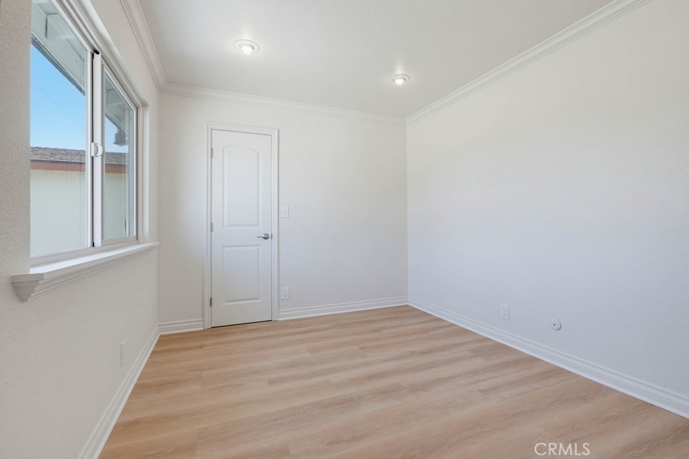 1010 Valencia Street - Photo 21