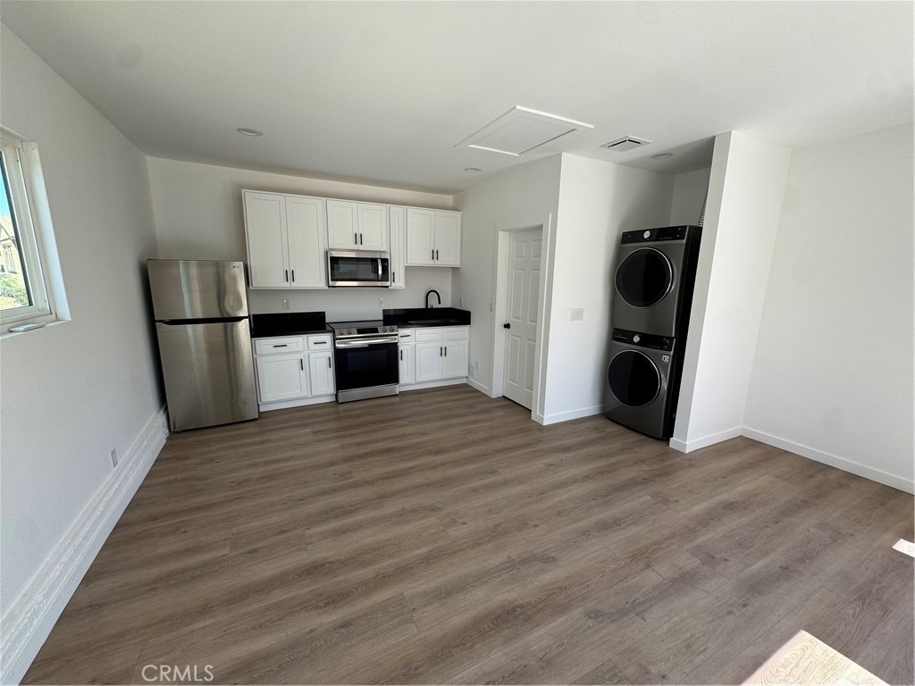 1415 Gary Place - Photo 0