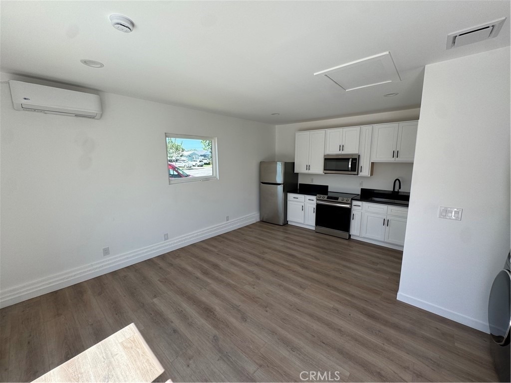 1415 Gary Place - Photo 5