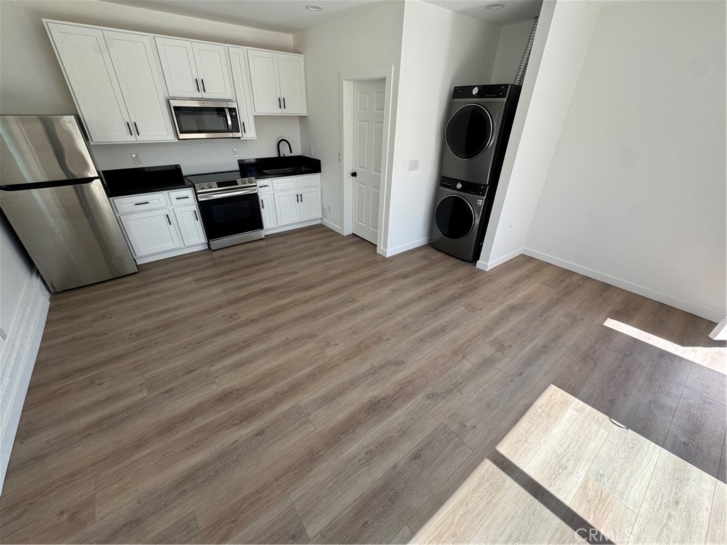 1415 Gary Place - Photo 1