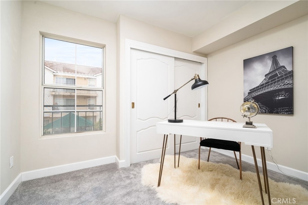 4760 Templeton Street - Photo 4