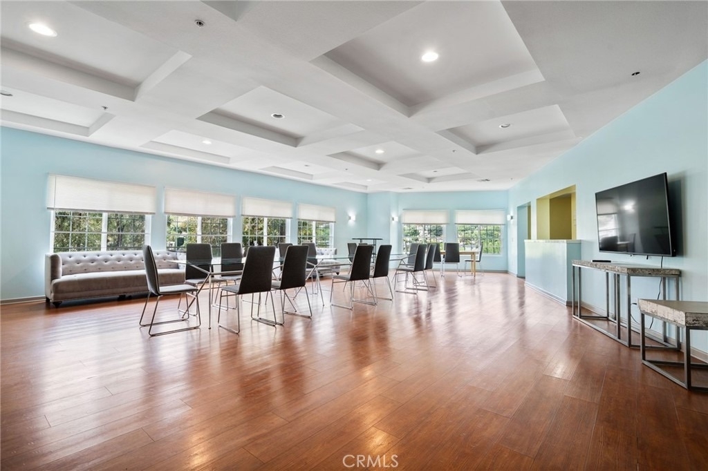4760 Templeton Street - Photo 17