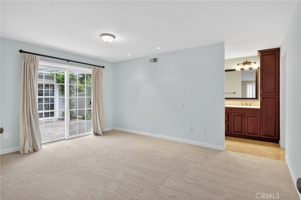 26 Lakeshore - Photo 10