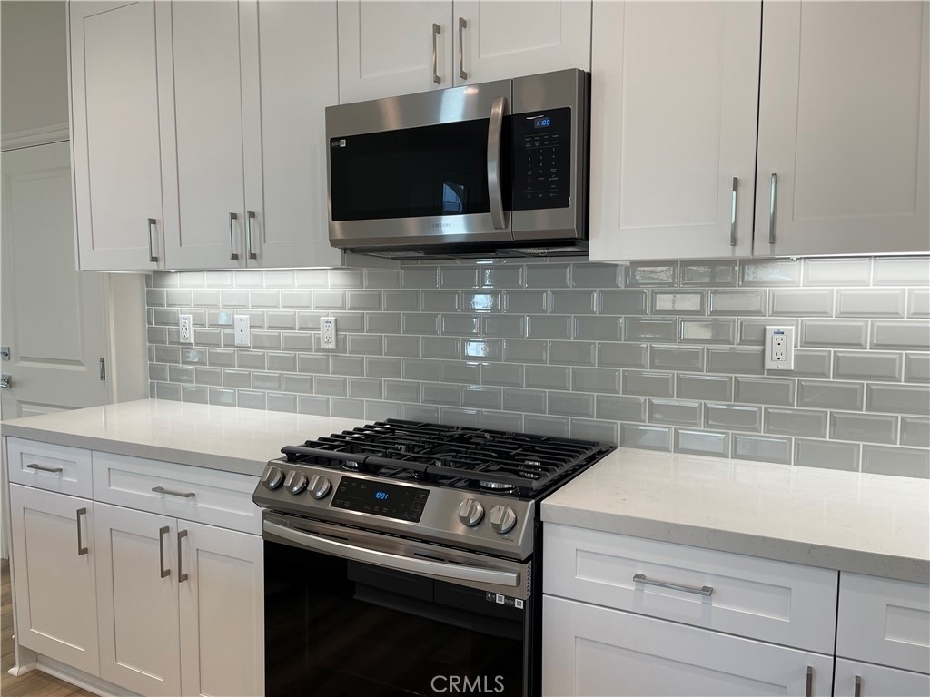 5760 Westmont Lane - Photo 3