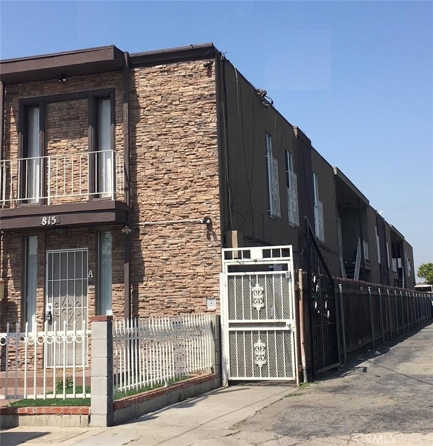815 N Rose - Photo 4