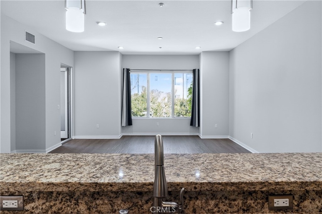 21 Gramercy - Photo 24