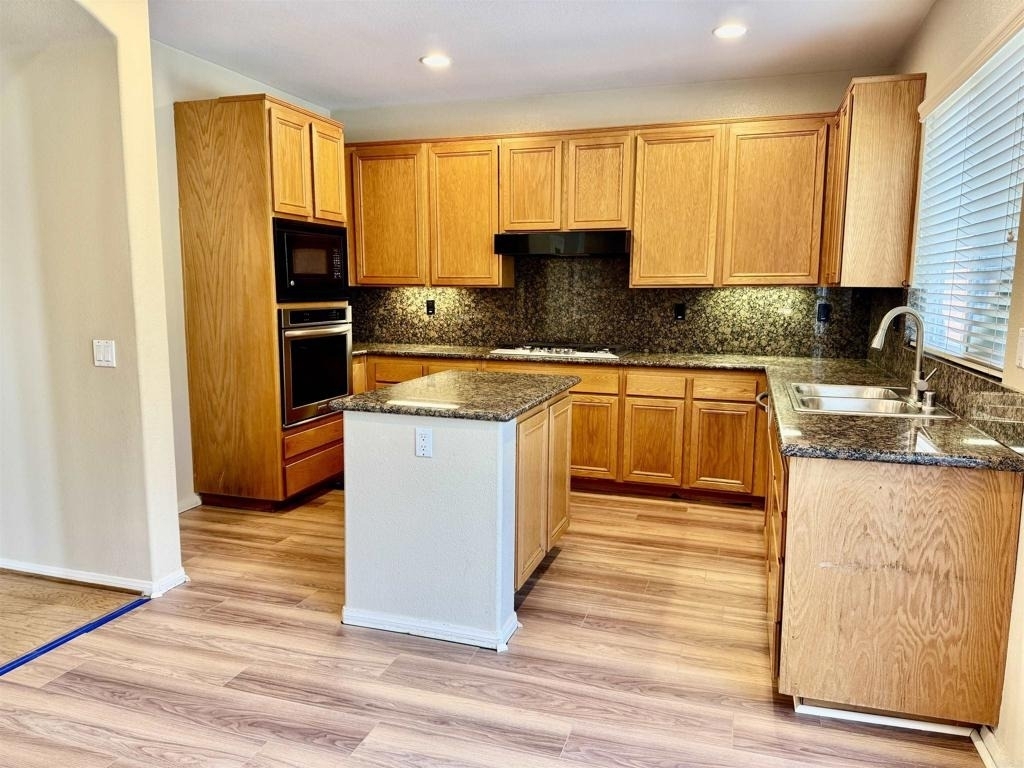 3906 Rill Court - Photo 5