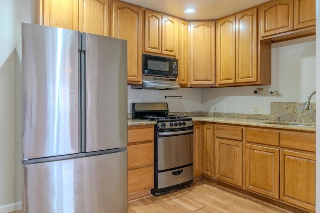 1523 Valdez Way - Photo 6