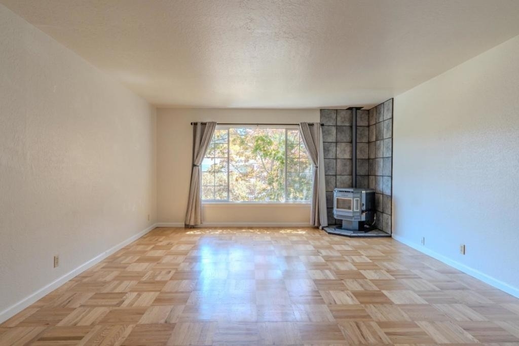 1523 Valdez Way - Photo 2