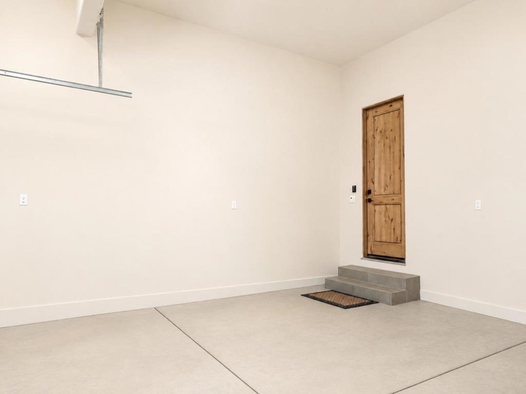 1238 Blewett Avenue - Photo 29