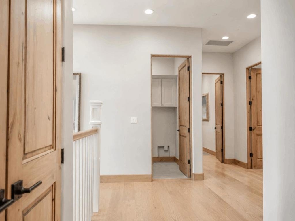 1238 Blewett Avenue - Photo 34